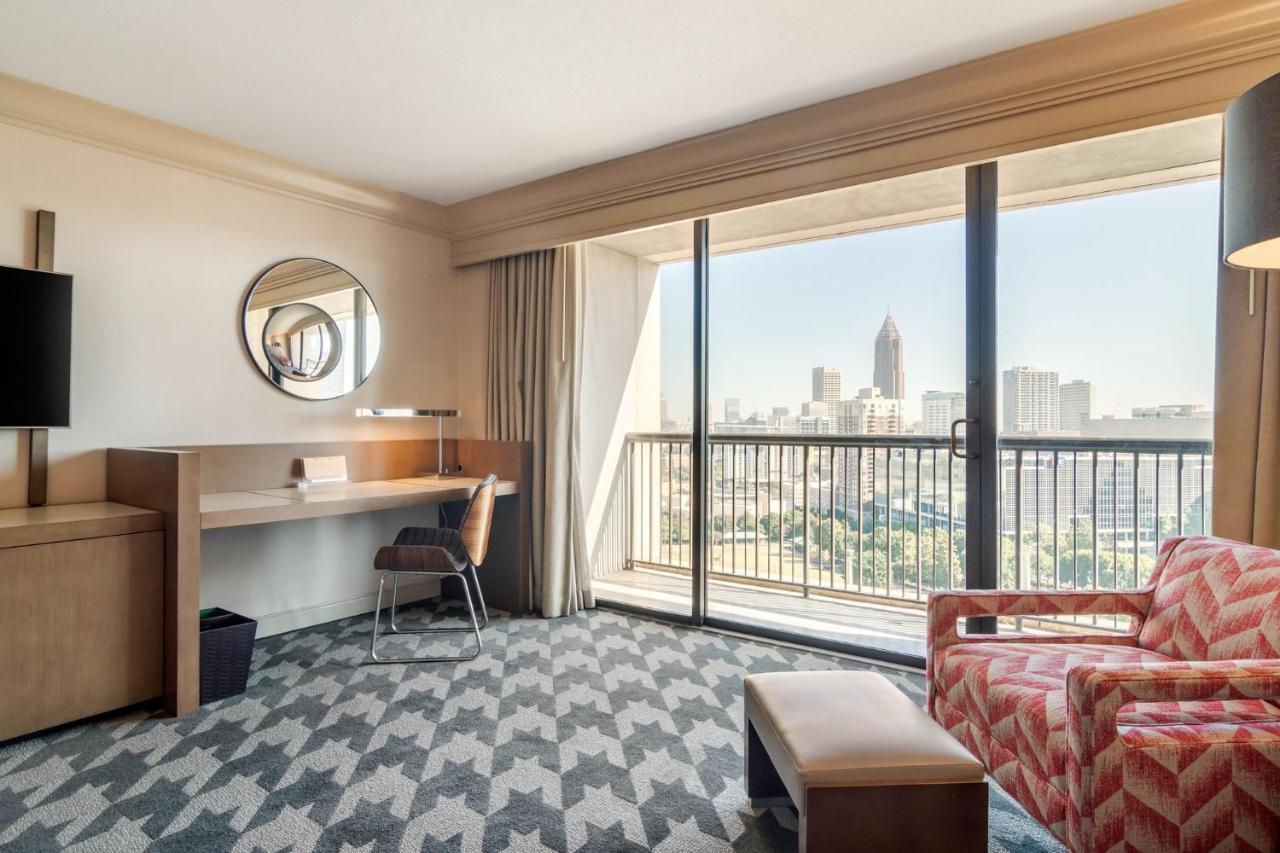 Premier Centennial Olympic Park View Room w or Balcony 1 King Bed