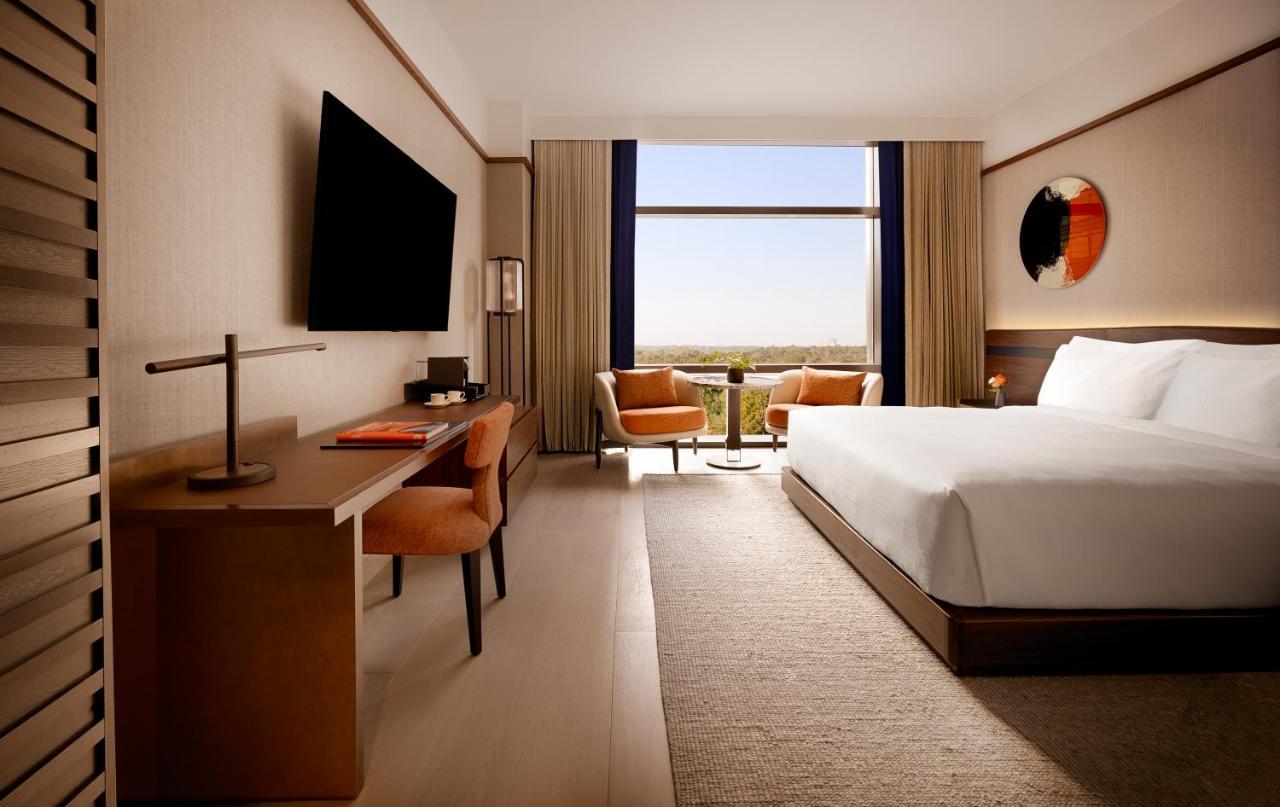 Executive King Room,1365585026:JPEG